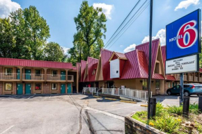 Гостиница Motel 6-Gatlinburg, TN - Smoky Mountains  Гатлинберг